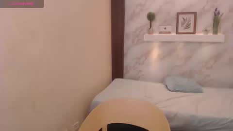Snapshot of hannarose5 chatting on October 17, 6:12 pm hannaRose5 online show from October 17, 6:12 pm