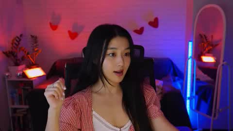 hannarosie online show from February 28, 8:13 pm