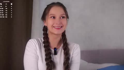 Mabel online show from September 19, 1:21 am