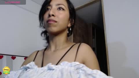 hanny_bomm online show from February 25, 10:53 pm