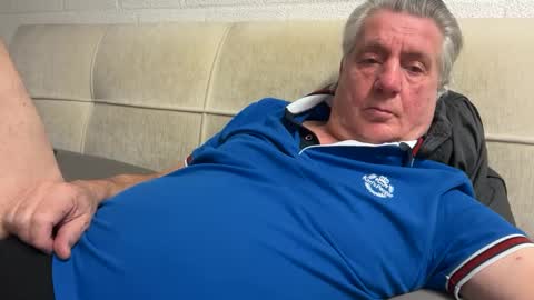 hans66760 online show from February 16, 9:48 pm