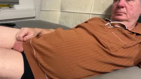 hans66760 online show from March 9, 7:48 pm