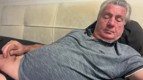 hans66760 online show from September 10, 8:32 pm