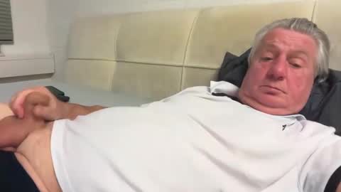 hans66760 online show from October 3, 5:54 pm