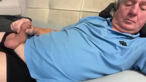 hans66760 online show from January 20, 9:01 pm