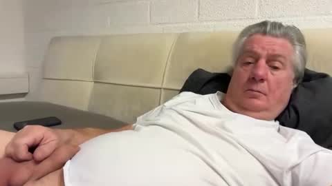 hans66760 online show from March 5, 9:48 pm