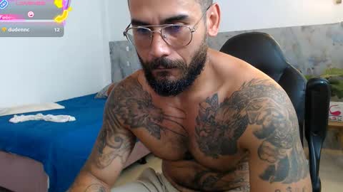 hanz_col online show from October 28, 5:03 pm