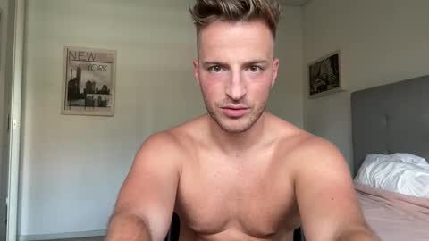 hanzlagerfelt online show from October 2, 8:18 pm