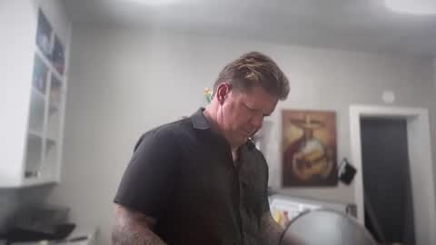 Snapshot of happilymarr1ed chatting on September 18, 4:55 pm DadBod online show from September 18, 4:55 pm