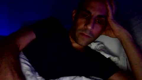 Snapshot of happy2334 chatting on December 2, 1:08 pm skysky6969 online show from December 2, 1:08 pm