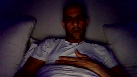 Snapshot of happy2334 chatting on February 11, 12:15 pm skysky6969 online show from February 11, 12:15 pm