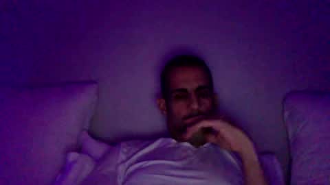 Snapshot of happy2334 chatting on September 16, 1:24 pm skysky6969 online show from September 16, 1:24 pm