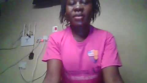 happy_dimple online show from November 15, 10:00 pm