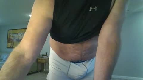 Snapshot of happyguyrob chatting on December 4, 5:38 pm happyguyrob online show from December 4, 5:38 pm