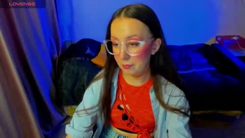 Stephanie online show from June 22, 6:04 pm