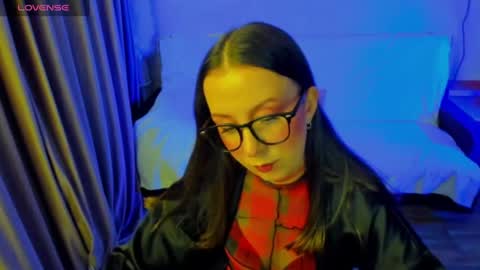 Stephanie online show from July 14, 7:52 pm