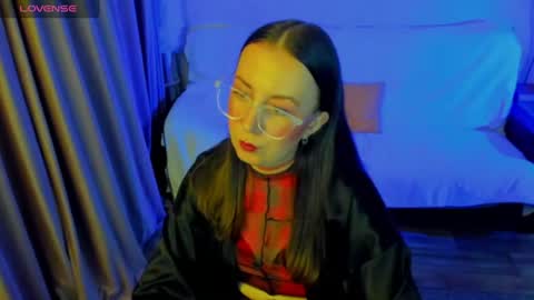 Stephanie online show from July 15, 8:02 pm