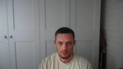 happyvelvetpaw online show from April 8, 10:18 am