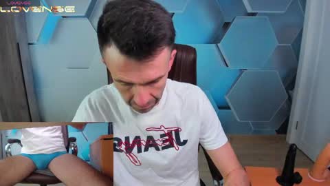 Steve online show from May 18, 12:22 pm