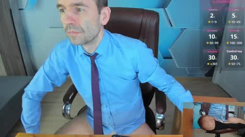 Steve online show from April 3, 3:46 am