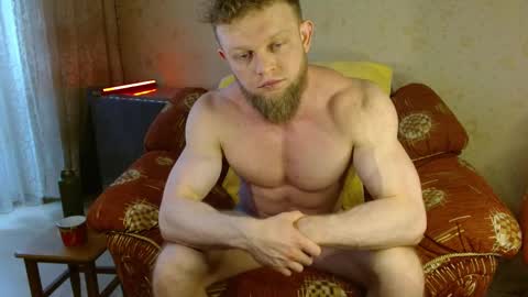 Snapshot of hardandripped chatting on February 24, 7:33 am Valentino Hard online show from February 24, 7:33 am