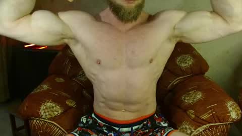 Snapshot of hardandripped chatting on February 16, 5:04 am Valentino Hard online show from February 16, 5:04 am
