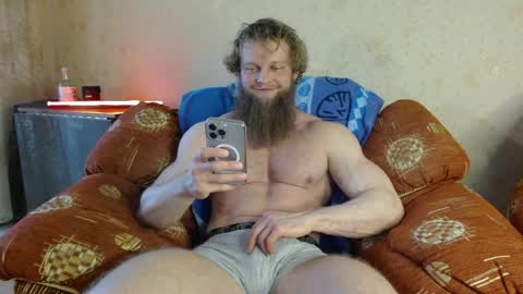 Valentino Hard online show from April 16, 7:52 am