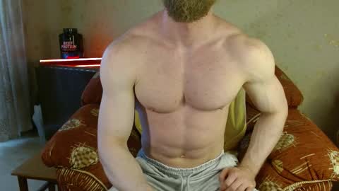 Snapshot of hardandripped chatting on March 10, 7:22 am Valentino Hard online show from March 10, 7:22 am