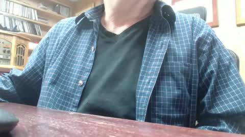 Snapshot of hardbuns chatting on February 8, 10:51 pm Brad online show from February 8, 10:51 pm