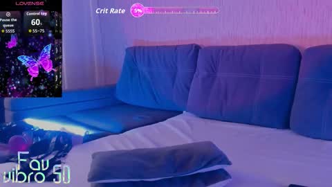 Mia online show from September 26, 6:32 am