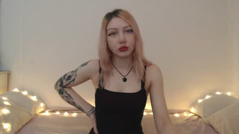 Emily online show from June 19, 10:16 pm