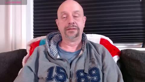 MrLazy online show from January 4, 3:49 pm
