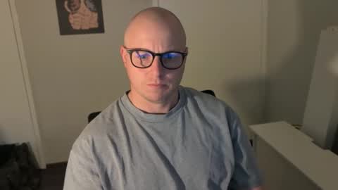 Stand Lee online show from April 20, 12:46 am