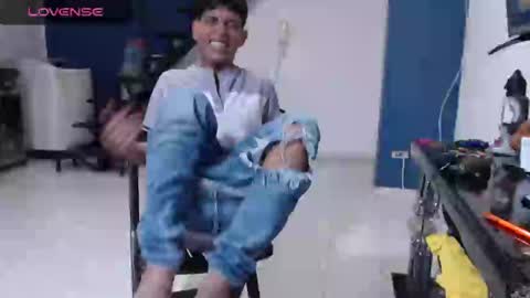 Andres Dean online show from January 13, 11:17 pm