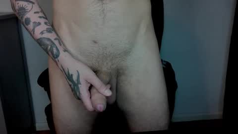 Liam online show from February 4, 2:15 am