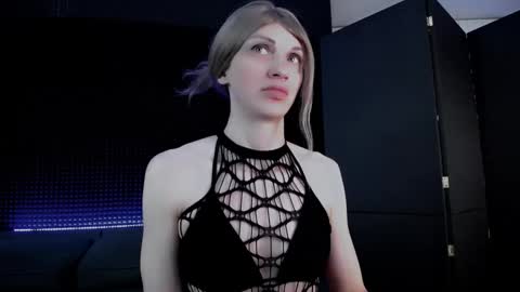 Miss Hardy online show from November 4, 4:58 am