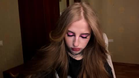 Julia online show from February 21, 4:59 am