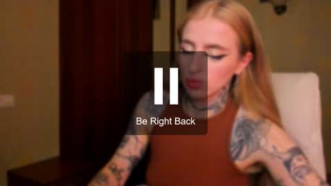 Snapshot of harley_kimm chatting on September 17, 5:44 am Julia online show from September 17, 5:44 am