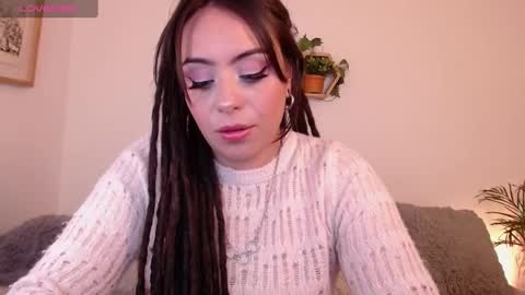 Snapshot of harmonyy01 chatting on March 7, 3:08 am Harmony Please help me to reach 100 thumbs up online show from March 7, 3:08 am