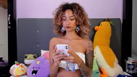 Harmony Hill online show from December 4, 12:43 am