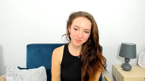 Snapshot of harperbeauty chatting on September 10, 3:35 pm harperbeauty online show from September 10, 3:35 pm