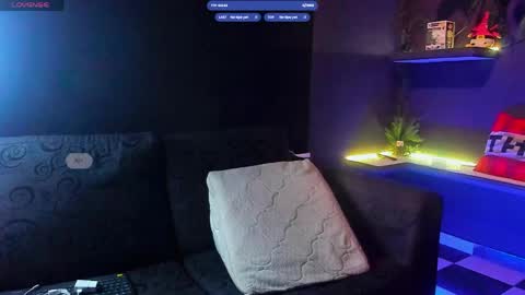  ... online show from April 13, 2:32 pm