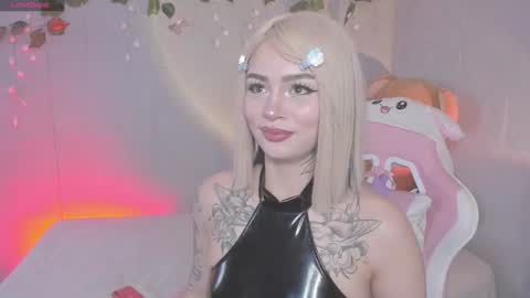 Snapshot of harumi_hentai chatting on January 24, 9:15 pm harumi online show from January 24, 9:15 pm