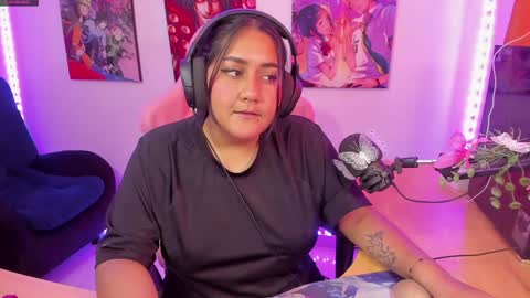 karen  online show from January 19, 5:49 pm