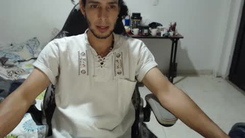 Snapshot of hasani_savala chatting on September 16, 6:27 am Hasani online show from September 16, 6:27 am