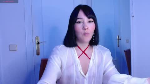 Snapshot of hatzukoi_miaow chatting on January 26, 5:13 am petunia online show from January 26, 5:13 am