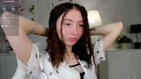 Lola online show from October 16, 9:20 am