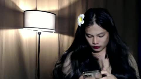 LALA A online show from October 8, 2:56 pm