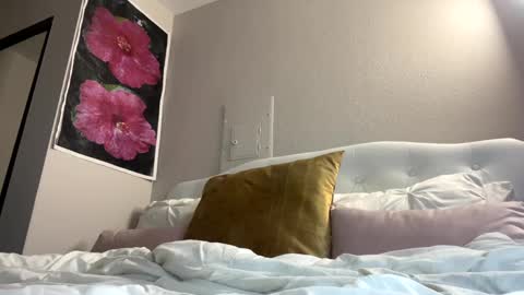 Snapshot of hawaiigirl_ chatting on September 26, 4:09 am hawaiigirl_ online show from September 26, 4:09 am