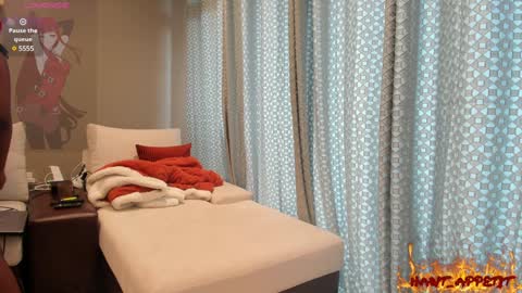 bambi online show from December 2, 1:41 pm